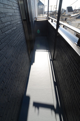 【バルコニー】 | 座間市ひばりが丘1丁目　新築戸建て　全2棟【仲介手数料無料】