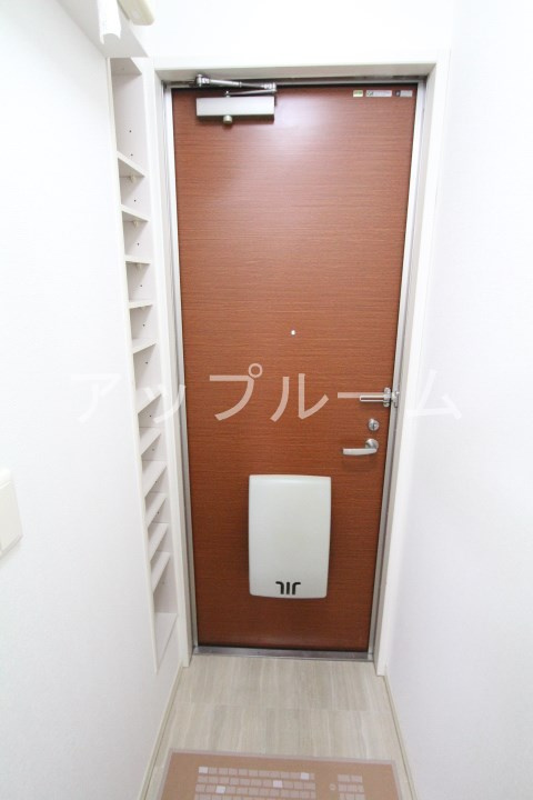 LS金城の玄関