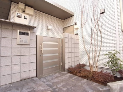 【エントランス】 | LAHAINA