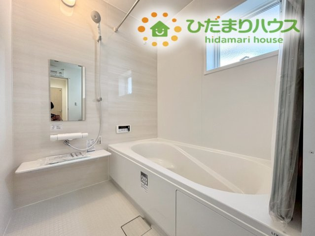 鴻巣市鴻巣第2　新築戸建　リーブルガーデン01の浴室