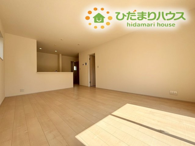 鴻巣市鴻巣第2　新築戸建　リーブルガーデン01の居間・リビング