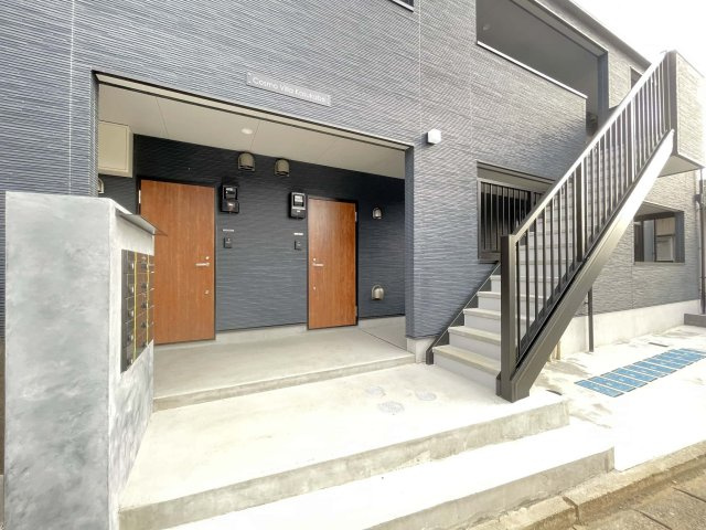 Cosmo Villa Kasukabeのエントランス