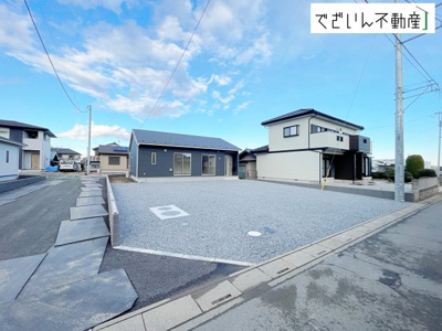 【前面道路含む現地写真】 | Cradle garden上里町大御堂第4　【平屋】新築住宅 | ≪2号棟≫
現地(2025年12月撮影)