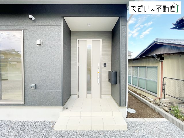 【玄関】 | Cradle garden上里町大御堂第4　【平屋】新築住宅 | ≪2号棟≫
現地(2025年12月撮影)