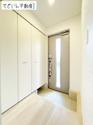 【玄関】 | Cradle garden上里町大御堂第4　【平屋】新築住宅 | ≪2号棟≫
現地(2025年12月撮影)