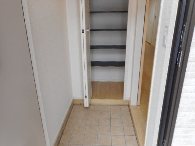 アルモニーの玄関|ゆったりとした玄関です