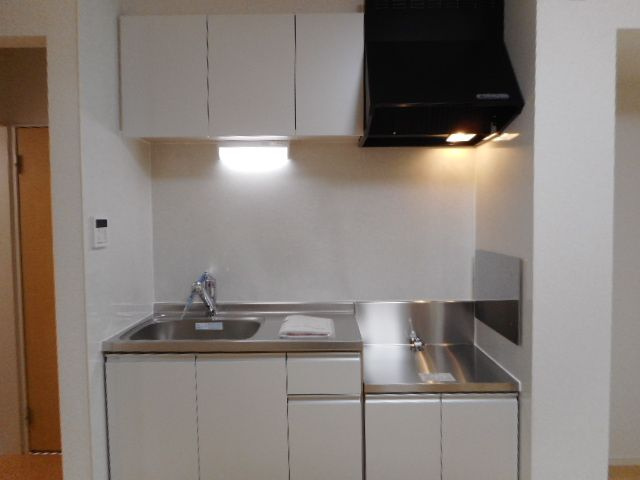 アルモニーのキッチン|コンパクトなキッチンで掃除もラクラク