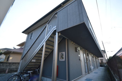 【エントランス】 | 東栄ハイツ　B | 共有階段