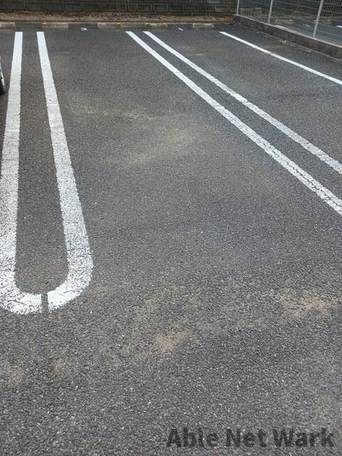 アムール下津Ⅱの駐車場|駐車場