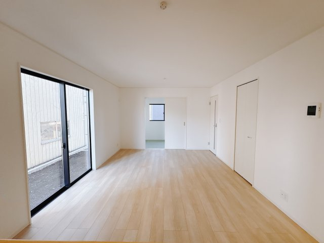 【Cradle garden】宇都宮市川田町 第6のキッチン|〇2号棟キッチン〇
キッチンはゆとりの空間を設けています。棚を設置してパントリースペースとして活用しても良いですね。
