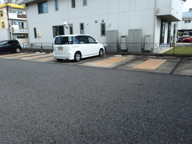 シューラクの駐車場