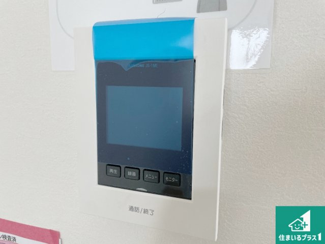 神戸市西区竹の台　第1期　新築一戸建ての防犯設備|カラーモニターインターホン！声だけでなく来訪者の姿や顔がモニターで確認できるので、小さなお子様がいらっしゃるご家庭でも安心できます！