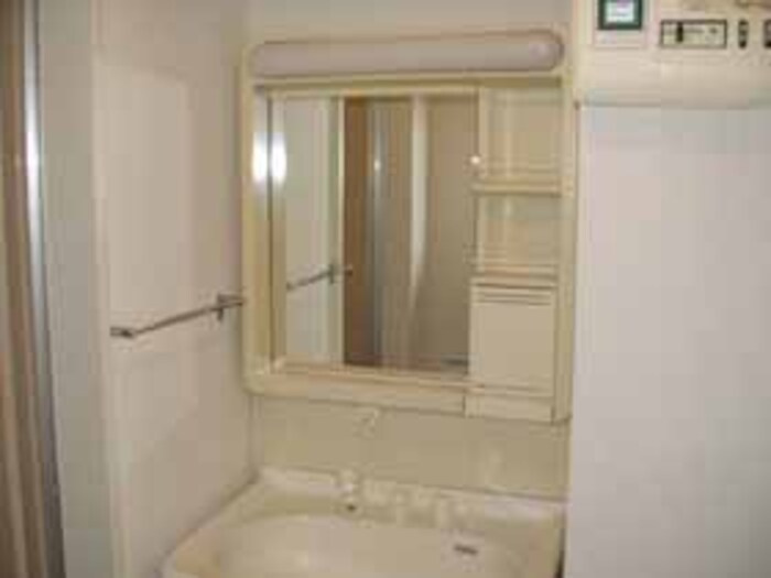 ロイトン Ⅰの独立洗面台|洗髪洗面化粧台