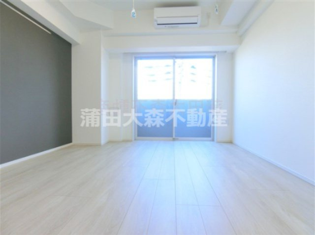 ARKMARK(アークマーク大森西の居間・リビング|洋室8.2帖