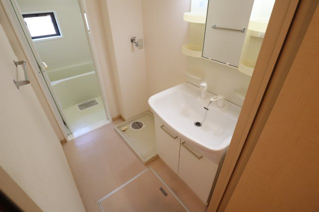 コート宮ノ下の浴室