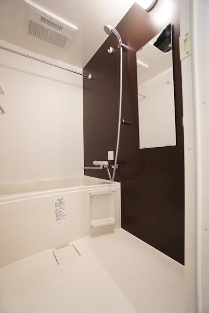 メインステージ入谷Ⅳの浴室