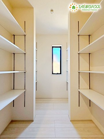 鴻巣市箕田第7　新築戸建　リーブル01の収納|パントリー収納