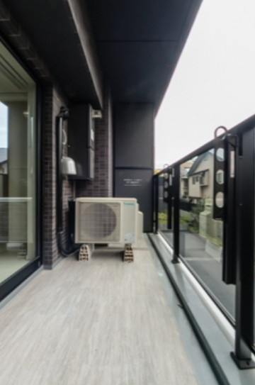 【バルコニー】