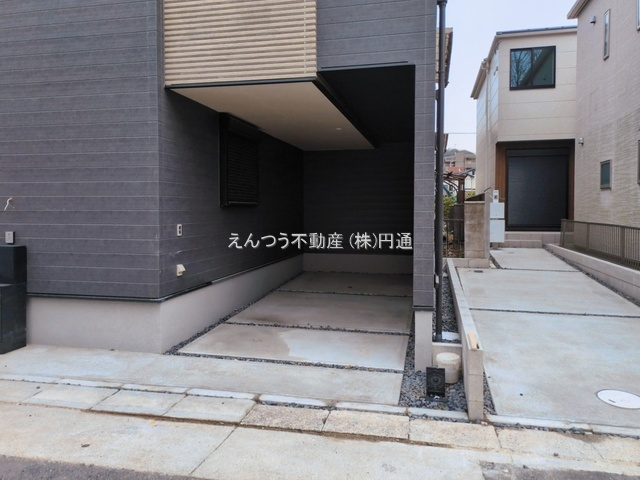 MELDIA植田西2の前面道路含む現地写真