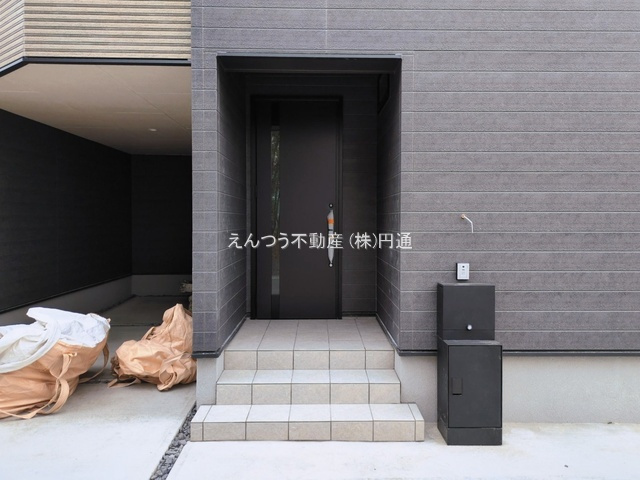 MELDIA植田西2の前面道路含む現地写真