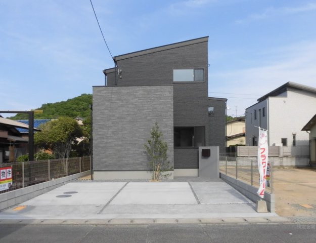 ルルーディア中区土田②号棟