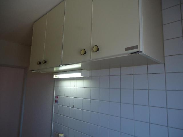 クリエイトハイム安田の収納|キッチン吊戸棚