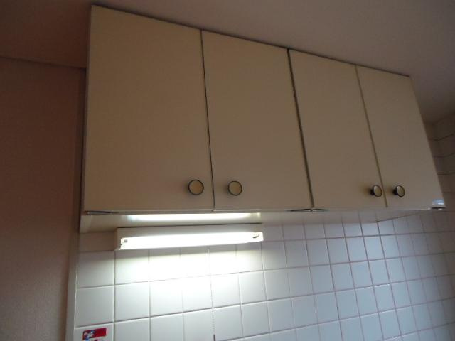 クリエイトハイム安田の収納|キッチン吊戸棚