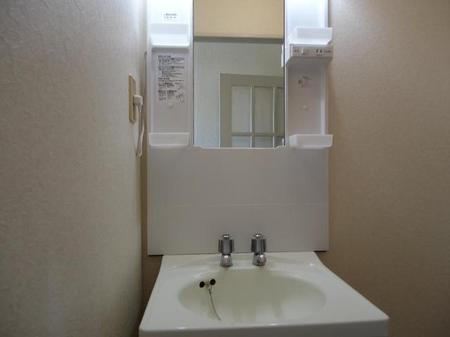 クリエイトハイム安田の洗面所|洗面化粧台