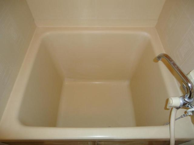 クリエイトハイム安田の浴室|バス