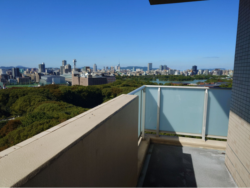 サーパス赤坂マスターズビューのバルコニー