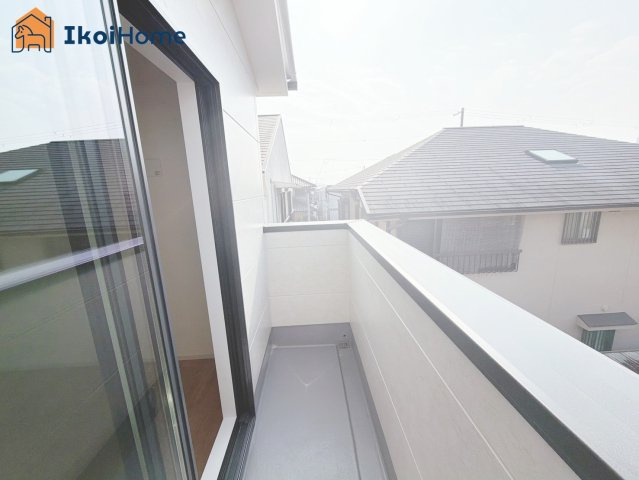 神戸市西区竹の台５丁目１期　１号棟のバルコニー|◆同社施工例◆陽当り良好のバルコニーです♪バルコニー屋根は８万円～設置可能です。