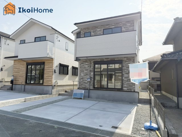 神戸市西区竹の台５丁目１期　１号棟のエントランス|●資料・カタログのご請求無料●　竹の台小学校までは徒歩5分、西神中学校までは徒歩2分。