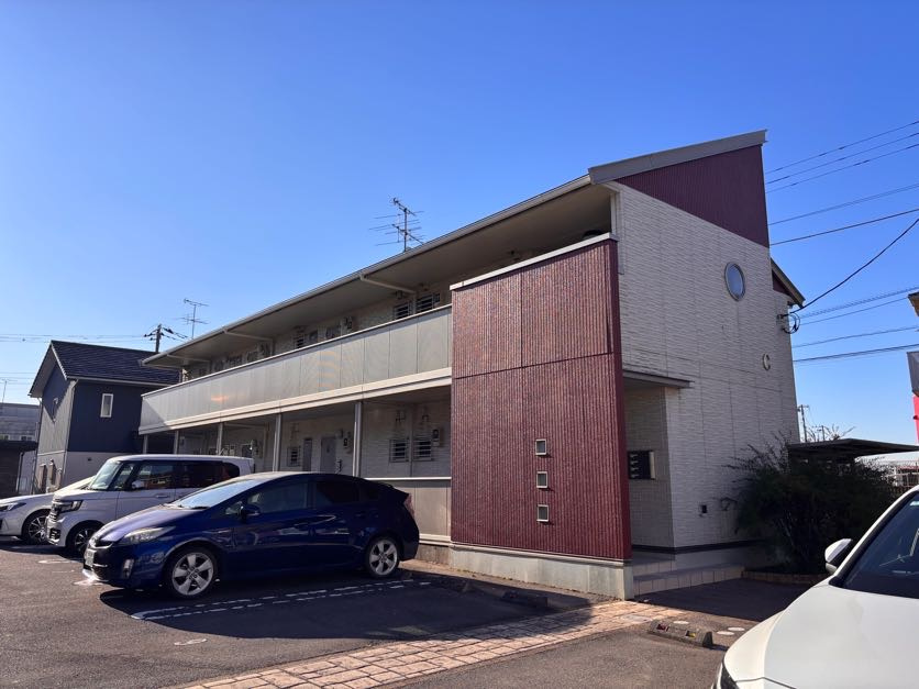 レセンテ紫峰ヶ丘の外観