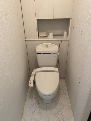 レセンテ紫峰ヶ丘のトイレ|イメージ(反転タイプ)