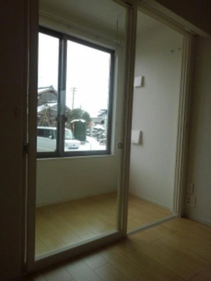 【バルコニー】 | メリー　エスペランデ | バルコニーからの眺めを楽しみながら食事をしませんか