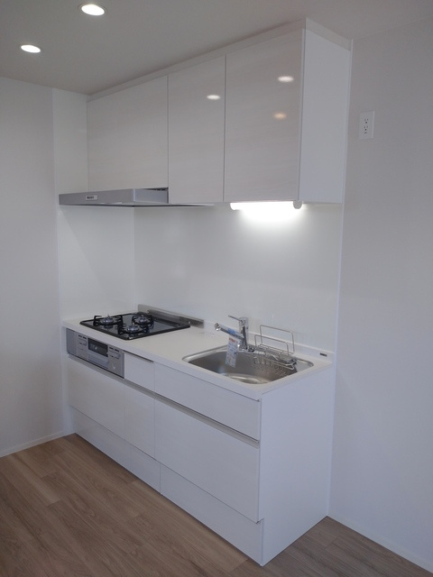 グレースフィオーレＡＫのキッチン|★ガスコンロ３口グリル付きシステムキッチン★