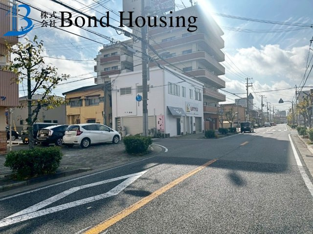 長期優良住宅取得　西新町1丁目　新築4区画　1号棟の前面道路含む現地写真