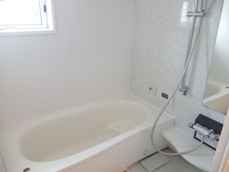 アルピニアの浴室