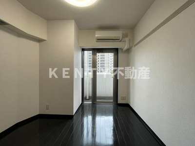 【寝室】 | Ｖｅｒｏｎａ大井南ＬｕｓｓｏＧｒａｎｄｅ | 使い勝手のいい寝室です