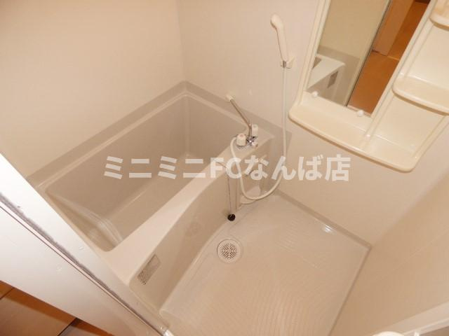 プレサンス谷町アルファの浴室