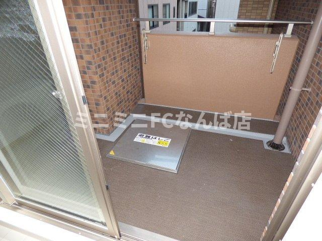 プレサンス谷町アルファのバルコニー