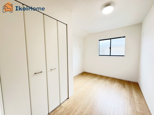 神戸市西区竹の台５丁目１期　3号棟の子供部屋|【ホームページに現地動画掲載中】●年中無休：当日予約可●カーテン・カーテンレール未設置。ご相談下さい