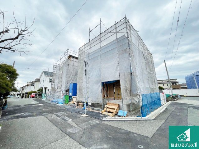 伊丹市鈴原町　第2期　新築一戸建ての外観|周辺は落ち着いた街並みの住宅地！子育てがしやすい住環境です！まだ未完成ですが、現地でしかわからない事もございます。是非一度ご覧ください。