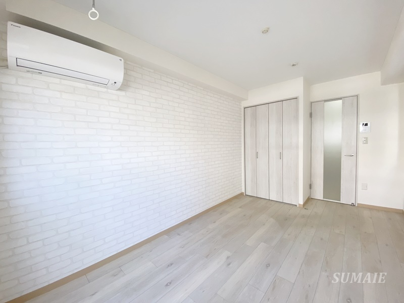 モンホワイエⅠの居間・リビング|6帖洋室☆