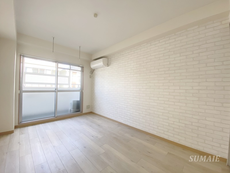 モンホワイエⅠの寝室|6帖リビング☆