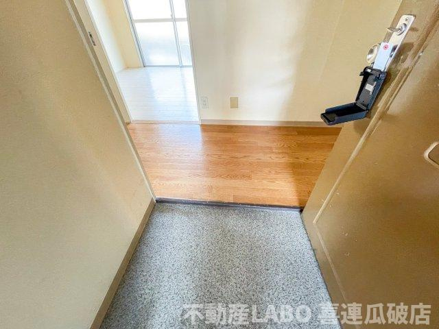 メゾンムーランの玄関