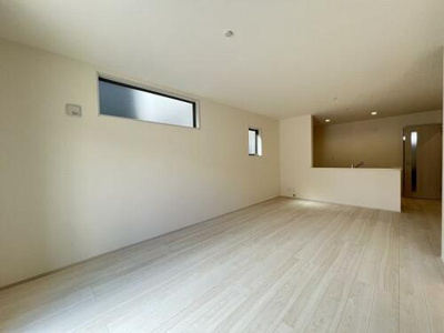 【居間・リビング】 | 西宮市　南甲子園2丁目　新築戸建