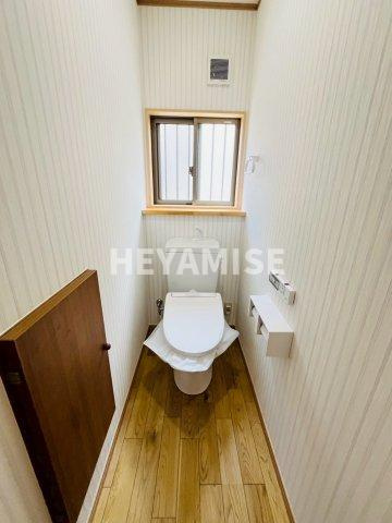 豊洋台2丁目戸建のトイレ