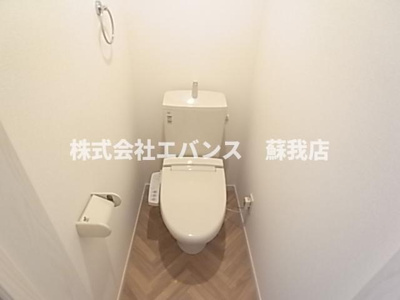 【トイレ】 | ミリアビタ大森台 | 清潔感のある温水洗浄便座付トイレです