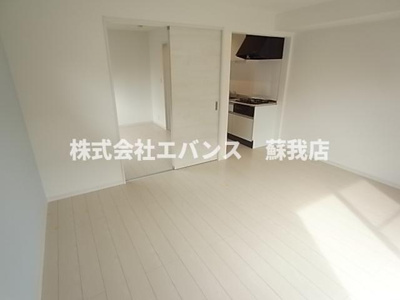 【内装】 | ミリアビタ大森台 | 内装は明るく落ち着いています